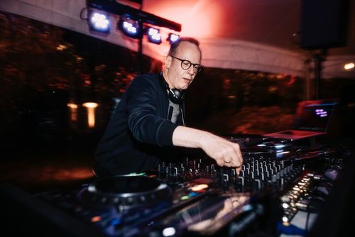 DJ Hochzeit Koeln Rene Pera Auf der Suche nach dem perfekten Hochzeits-DJ