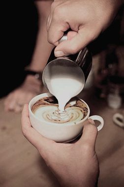 Kaffeeroesterei Mahou Cappuccino Zubereiten – gesehen bei frauimmer-herrewig.de